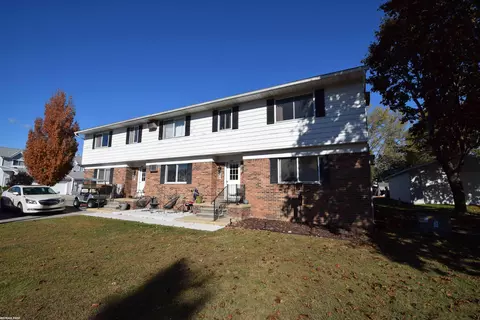 587 Pointe Tremble #6, Algonac, MI 48001