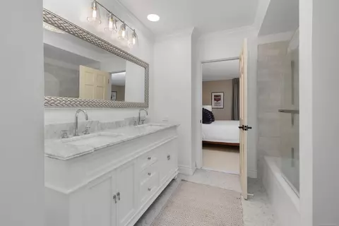 Bath - 4 Cameron, Grosse Pointe, MI 48230 photo 6 of 9