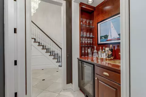 Entry Way - 4 Cameron, Grosse Pointe, MI 48230 photo 3 of 8