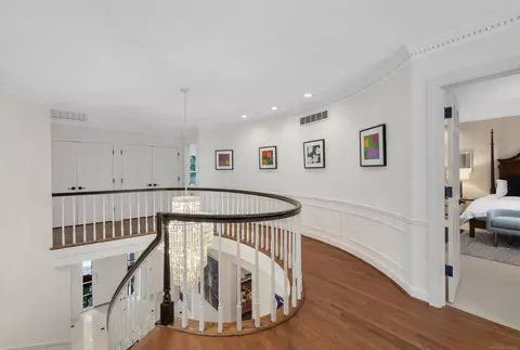 Entry Way - 4 Cameron, Grosse Pointe, MI 48230 photo 6 of 8
