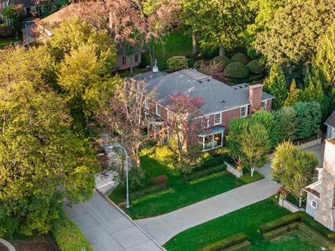 View/Area - 4 Cameron, Grosse Pointe, MI 48230 photo 2 of 9