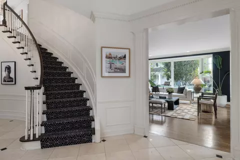 Entry Way - 4 Cameron, Grosse Pointe, MI 48230 photo 2 of 8