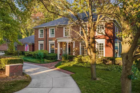 4 Cameron, Grosse Pointe, MI 48230