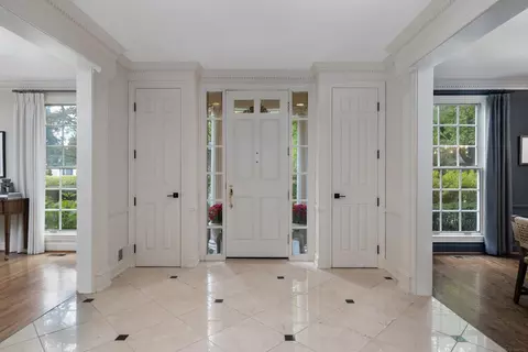 Entry Way - 4 Cameron, Grosse Pointe, MI 48230 photo 1 of 8