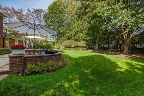 Exterior - 4 Cameron, Grosse Pointe, MI 48230 photo 10 of 14