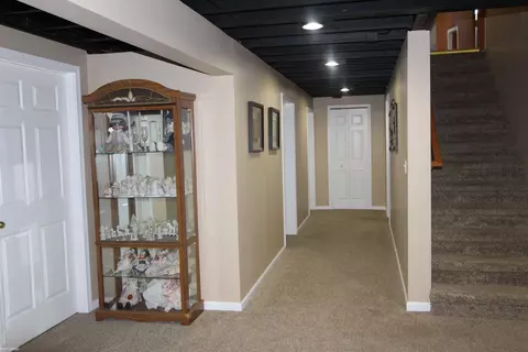 Entry Way - 36498 Haley, New Baltimore, MI 48047 photo 3 of 3