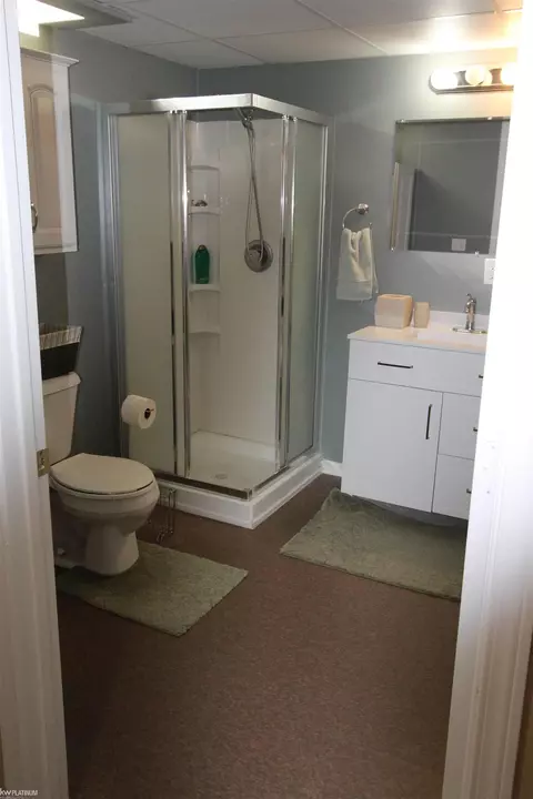 Bath - 36498 Haley, New Baltimore, MI 48047 photo 2 of 2