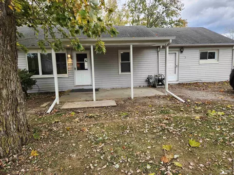 6215 Custer, South Rockwood, MI 48179