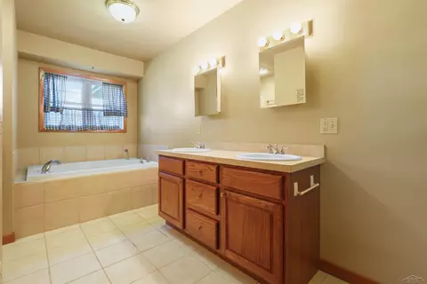 Bath - 7333 S Shepherd, Shepherd, MI 48883 photo 4 of 8