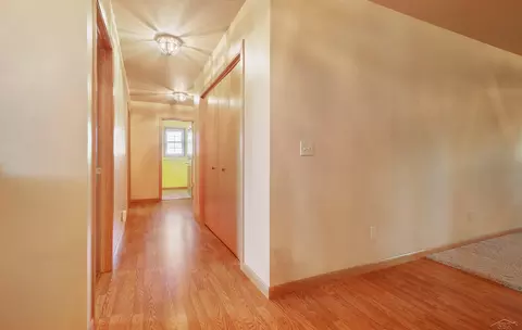 Entry Way - 7333 S Shepherd, Shepherd, MI 48883 photo 2 of 5