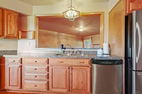 Kitchen - 7333 S Shepherd, Shepherd, MI 48883 photo 8 of 8