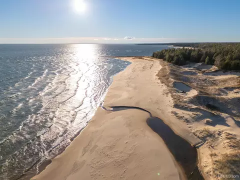 4209 W Michibay, Manistique, MI 49854