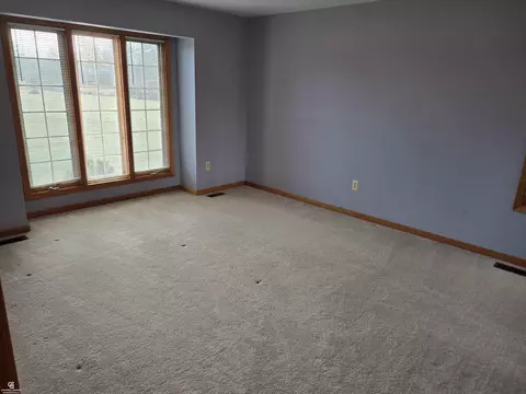 Living - 6151 Duce, Avoca, MI 48006 photo 6 of 6