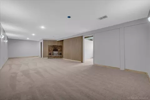 478 Bartlett, Saint Clair, MI 48079 photo 22