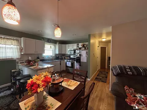 Kitchen - 6349 Beech Daly, Taylor, MI 48180 photo 1 of 2
