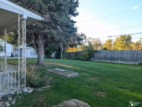 Exterior - 1261 Stewart, Monroe, MI 48162 photo 2 of 3