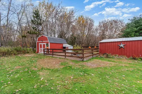 2626 E Laporte, Hemlock, MI 48626 photo 22