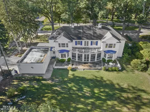 204 Cloverly, Grosse Pointe Farms, MI 48236 photo 53