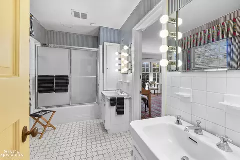 204 Cloverly, Grosse Pointe Farms, MI 48236 photo 43