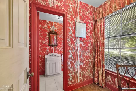 204 Cloverly, Grosse Pointe Farms, MI 48236 photo 17