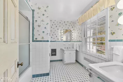 204 Cloverly, Grosse Pointe Farms, MI 48236 photo 37