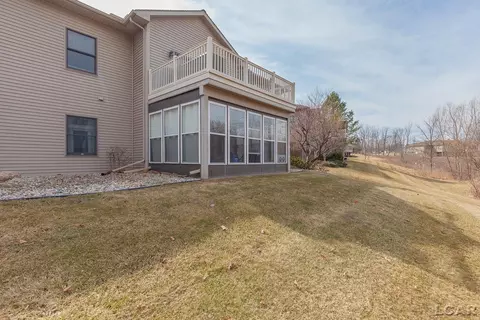 Exterior - 4250 Evergreen, Adrian, MI 49221 photo 5 of 9