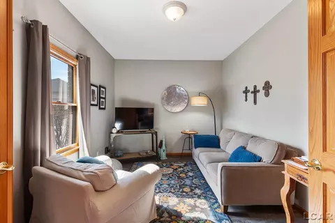 Living - 4250 Evergreen, Adrian, MI 49221 photo 5 of 8