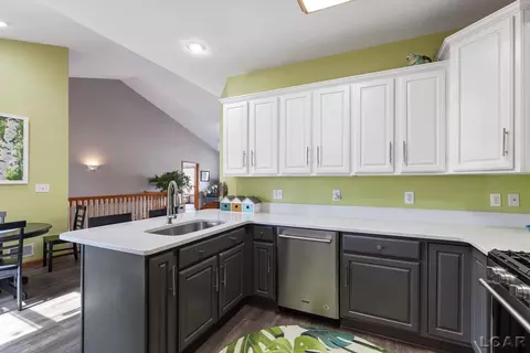 Kitchen - 4250 Evergreen, Adrian, MI 49221 photo 5 of 7