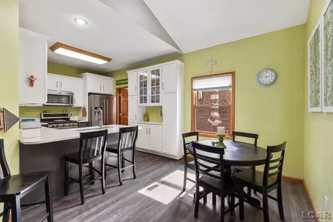 Kitchen - 4250 Evergreen, Adrian, MI 49221 photo 1 of 7