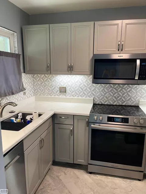Kitchen - 29366 Wagner, Warren, MI 48093 photo 1 of 5
