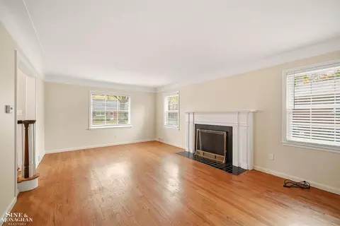 Living - 410 Roland, Grosse Pointe Farms, MI 48236 photo 2 of 4