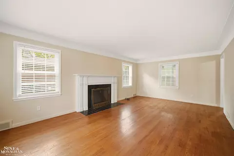 Living - 410 Roland, Grosse Pointe Farms, MI 48236 photo 1 of 4