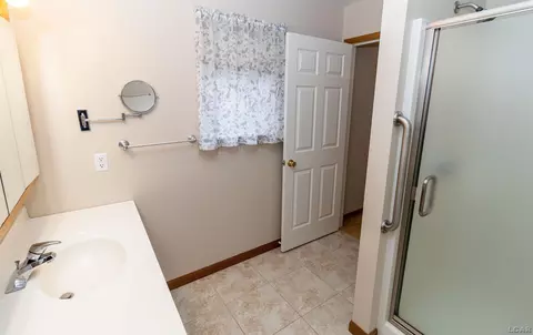 Bath - 2101 Lakewood, Adrian, MI 49221 photo 2 of 2