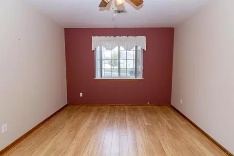 Bedroom - 2101 Lakewood, Adrian, MI 49221 photo 3 of 5