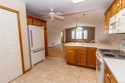 Kitchen - 2101 Lakewood, Adrian, MI 49221 photo 2 of 5