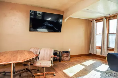 Dining - 604 Comstock, Adrian, MI 49221 photo 1 of 1