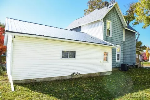 Exterior - 604 Comstock, Adrian, MI 49221 photo 4 of 4