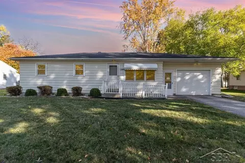 1309 Leo, Saginaw, MI 48638