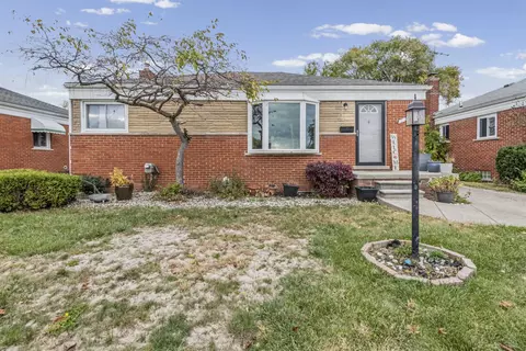 19105 Ash, Eastpointe, MI 48021