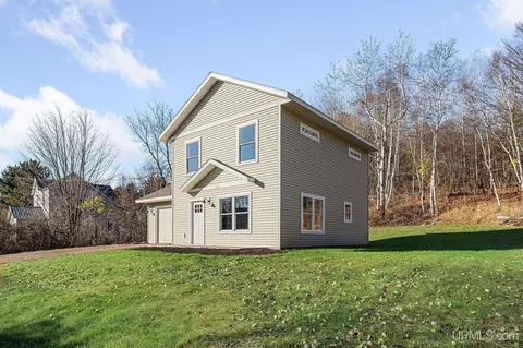 429 E New York, Ishpeming, MI 49849 photo 23