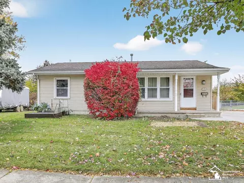 104 Canterbury, Adrian, MI 49221