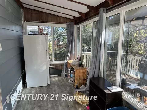 Exterior - 410 E Main, Flushing, MI 48433 photo 5 of 15