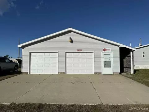 Exterior - 12534 Railroad, Shingleton, MI 49884 photo 2 of 7