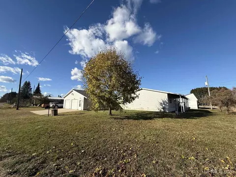Exterior - 12534 Railroad, Shingleton, MI 49884 photo 3 of 7
