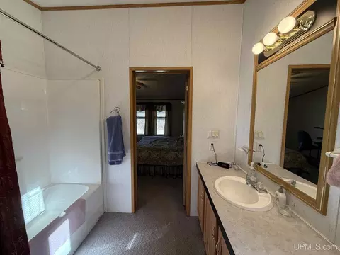 Bath - 12534 Railroad, Shingleton, MI 49884 photo 2 of 5