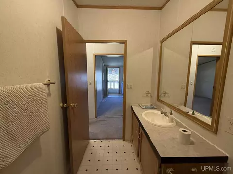 Bath - 12534 Railroad, Shingleton, MI 49884 photo 4 of 5