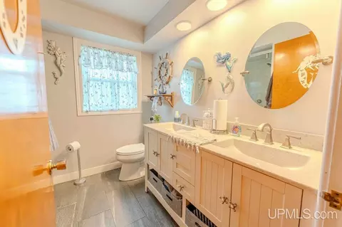 1608 S 17, Escanaba, MI 49829 photo 18