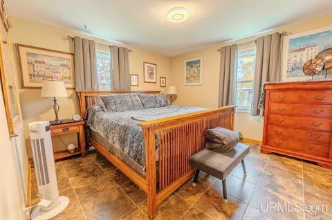 1608 S 17, Escanaba, MI 49829 photo 16
