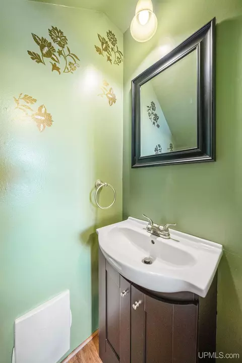 Bath - 816 N Second, Ishpeming, MI 49849 photo 1 of 4