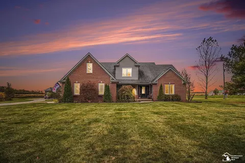 8233 Sylvania Petersburg, Ottawa Lake, MI 49267